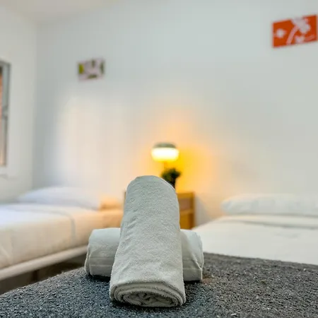 Madrina Del Pilar - Turistea *