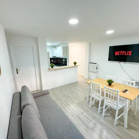 Madrina Del Pilar - Turistea Lägenhet *