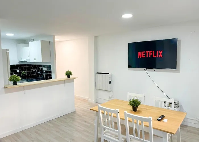 Madrina Del Pilar - Turistea * Zaragoza